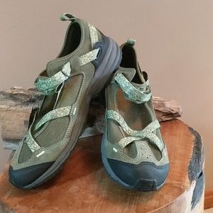Lands' End shoes/NEW